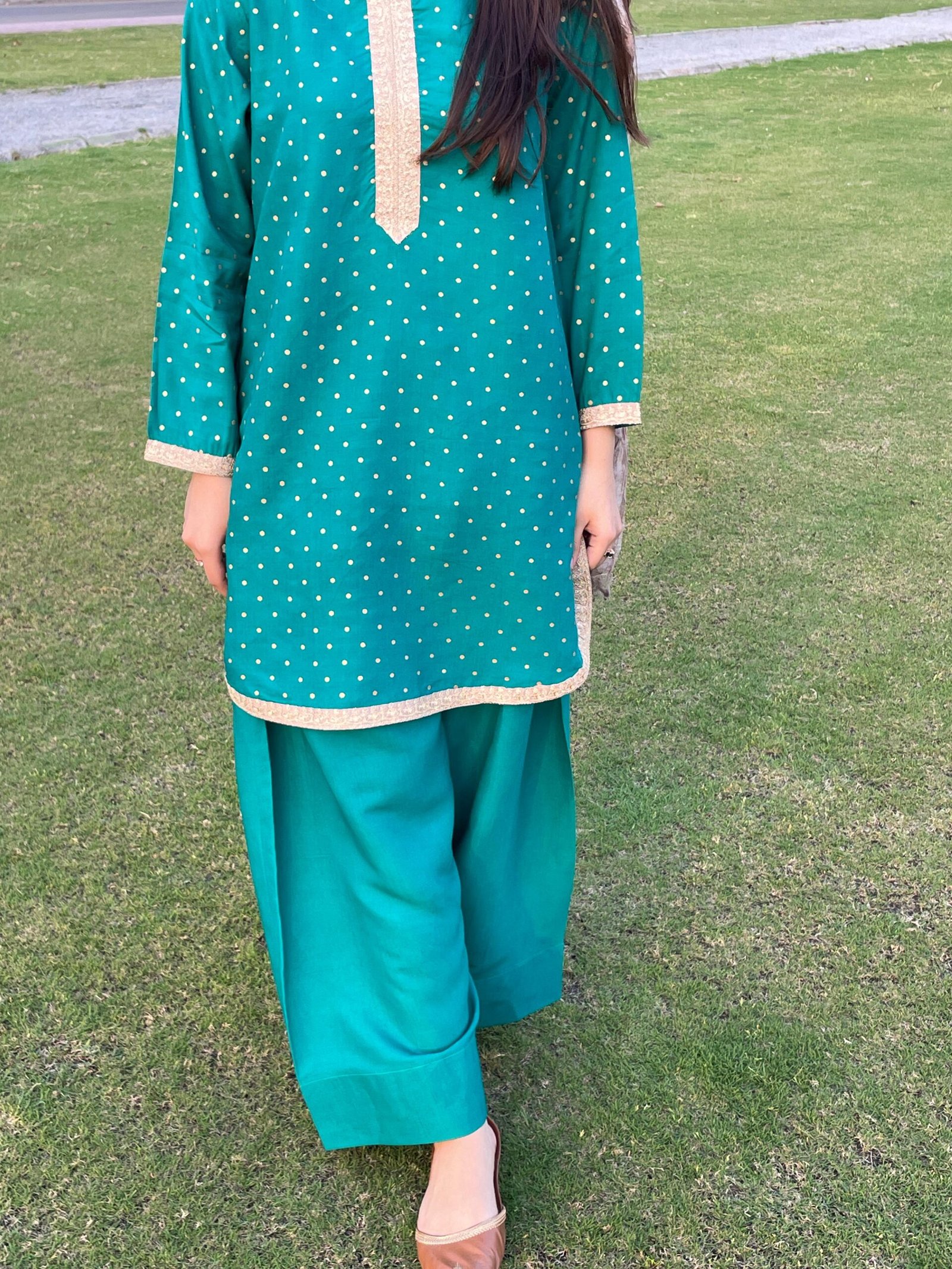 CROSS STITCH- SILK 2PC - Image 1